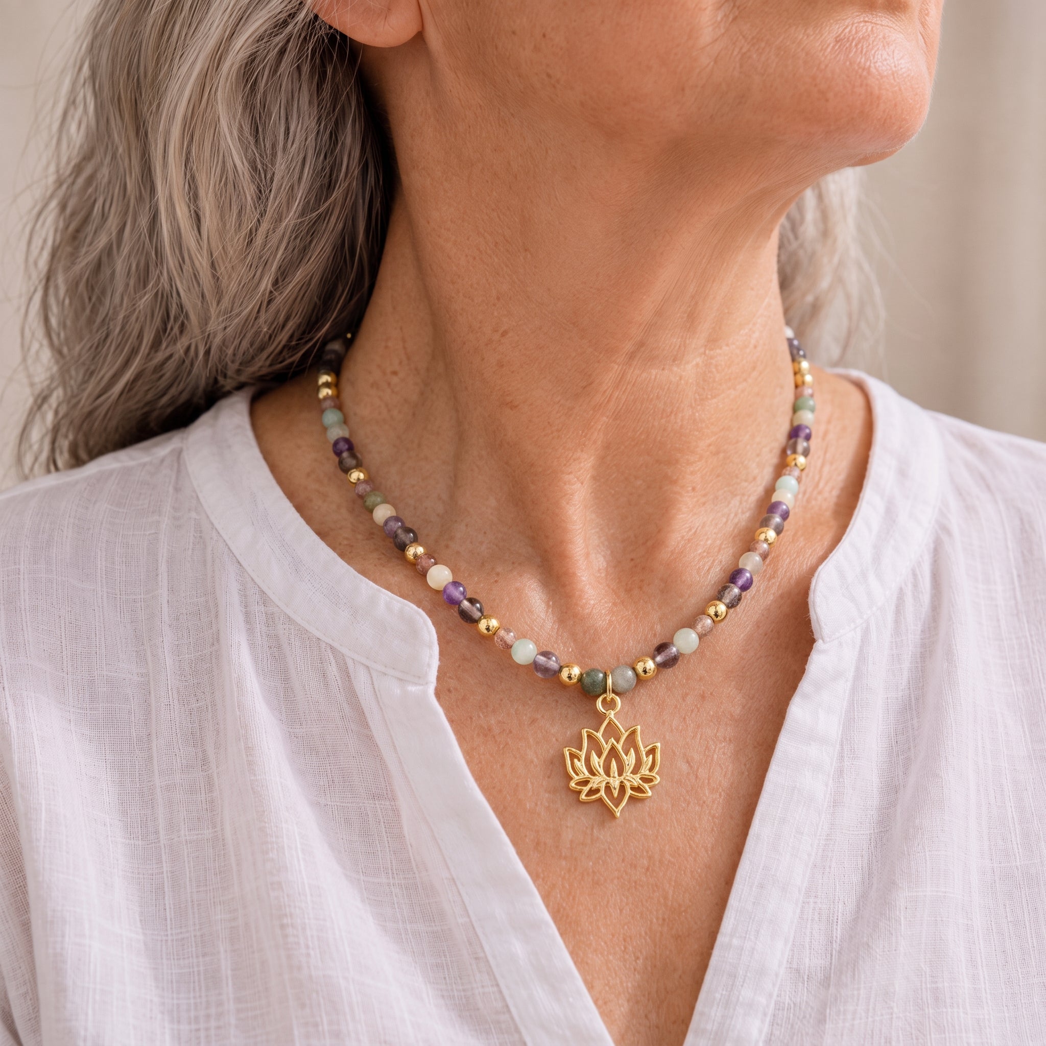 Verstellbare Halskette „Lotus“